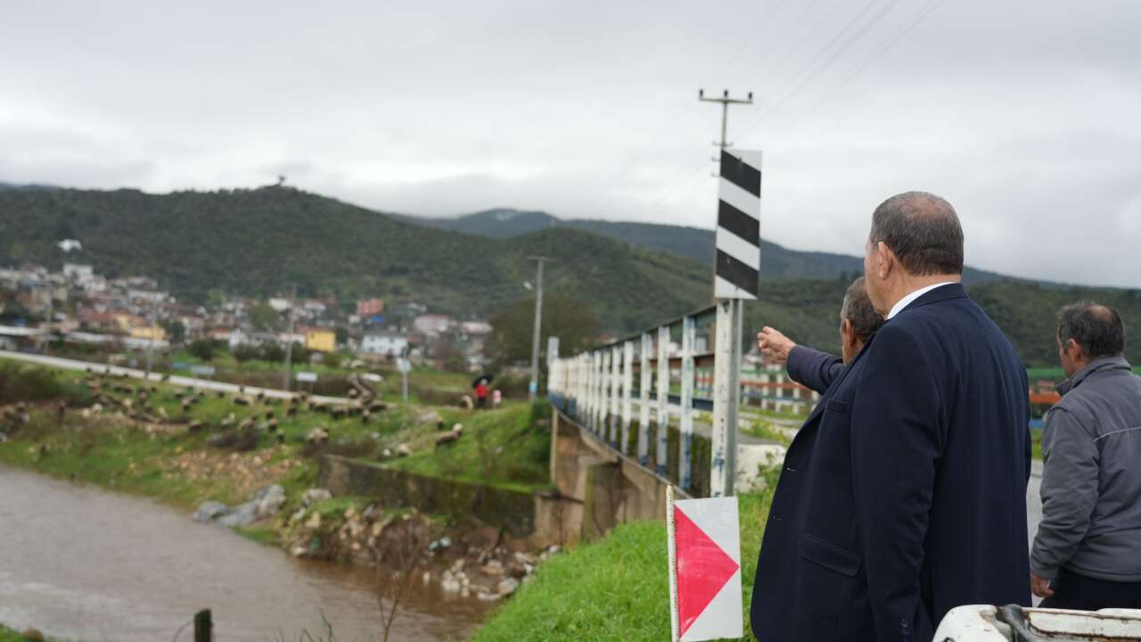 Başkan Topuz Yağıştan Etkilenen  Kırsal Mahalleleri Ziyaret Etti 6
